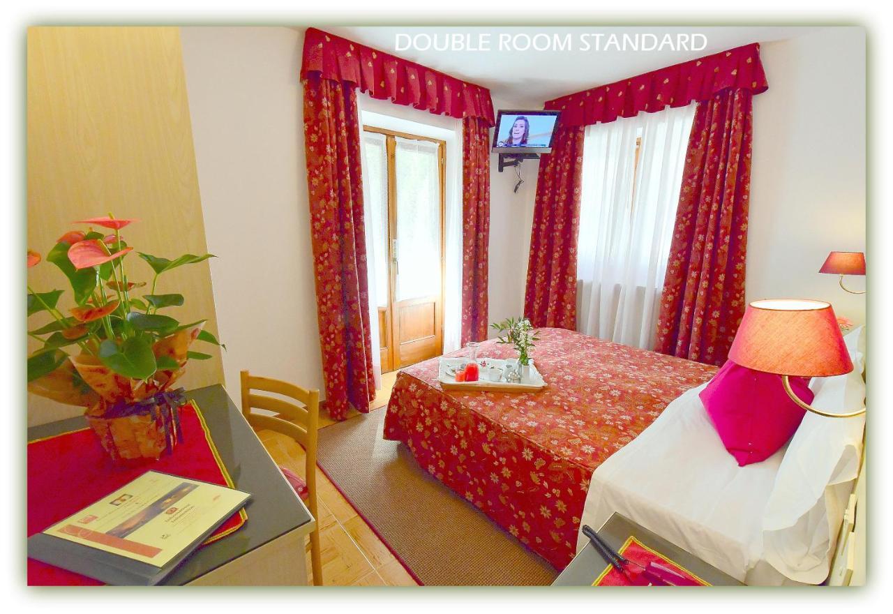 Hotel Beau Sejour Etroubles Buitenkant foto